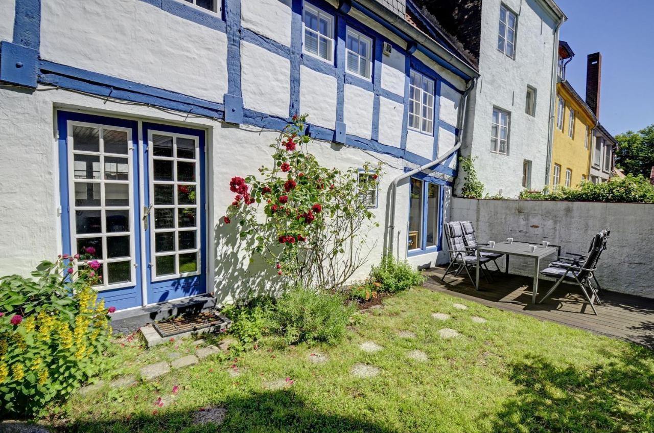 Fewo1846 - Villa Windschief - Uriges Fachwerkhaus Auf 3 Ebenen Mit Garten Im Stadtzentrum Flensbourg Extérieur photo